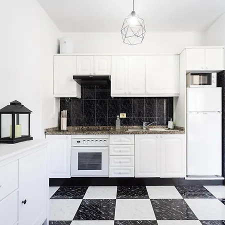 Home2book Design Cristianos * Арона