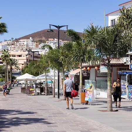 Home2book Design Cristianos *