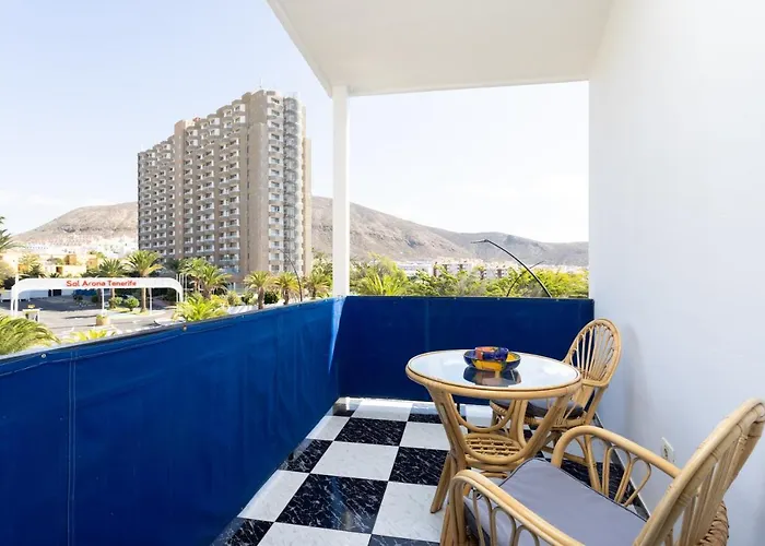 Home2book Design Cristianos *