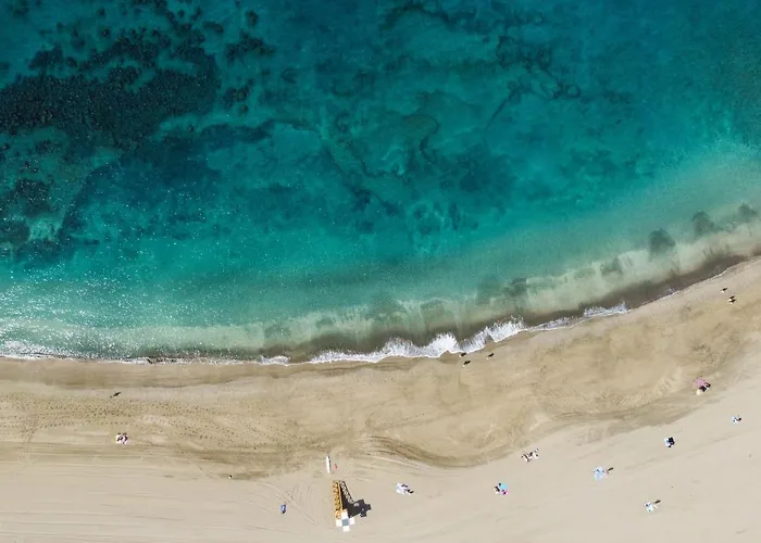 Home2book Design Cristianos *