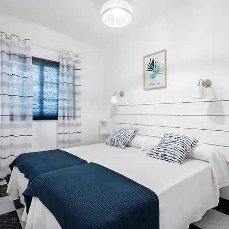 Home2book Design Cristianos *